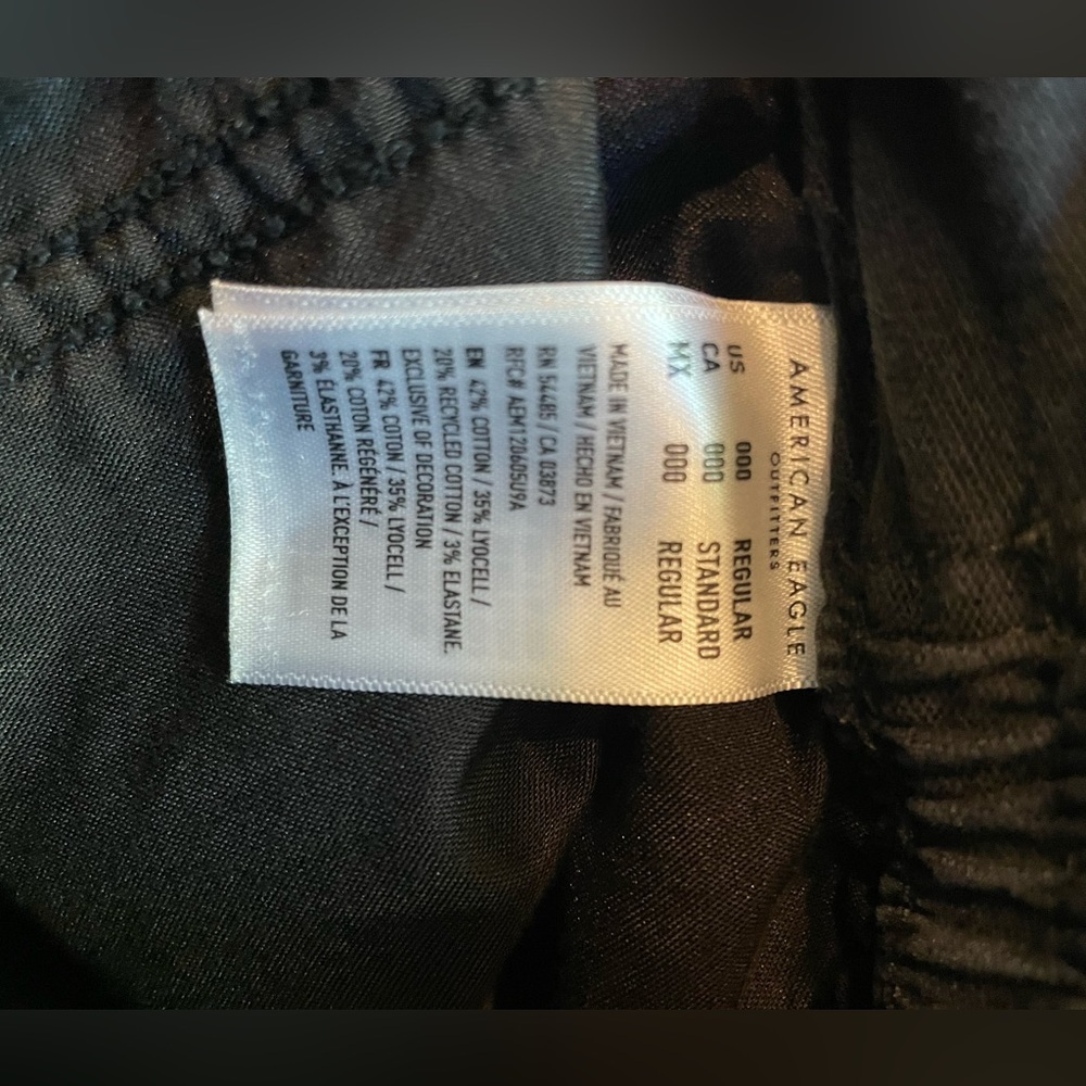 American Eagle Outfitters Black Cargo Pants - Picture 6 of 8